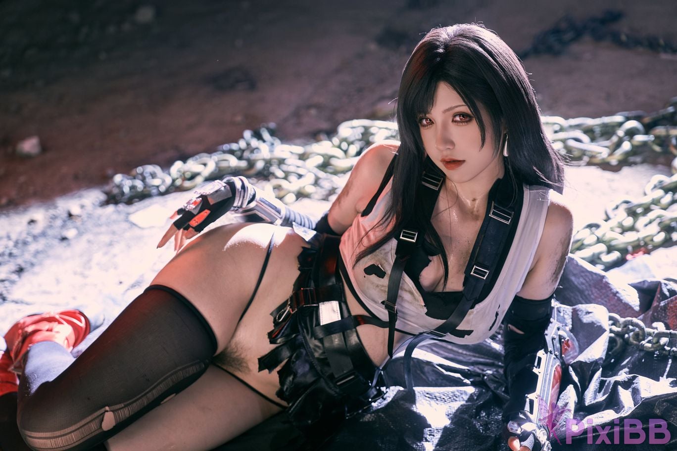 Cosplayer Axun kaOri final fantasy Tifa PixiBB.COM 292