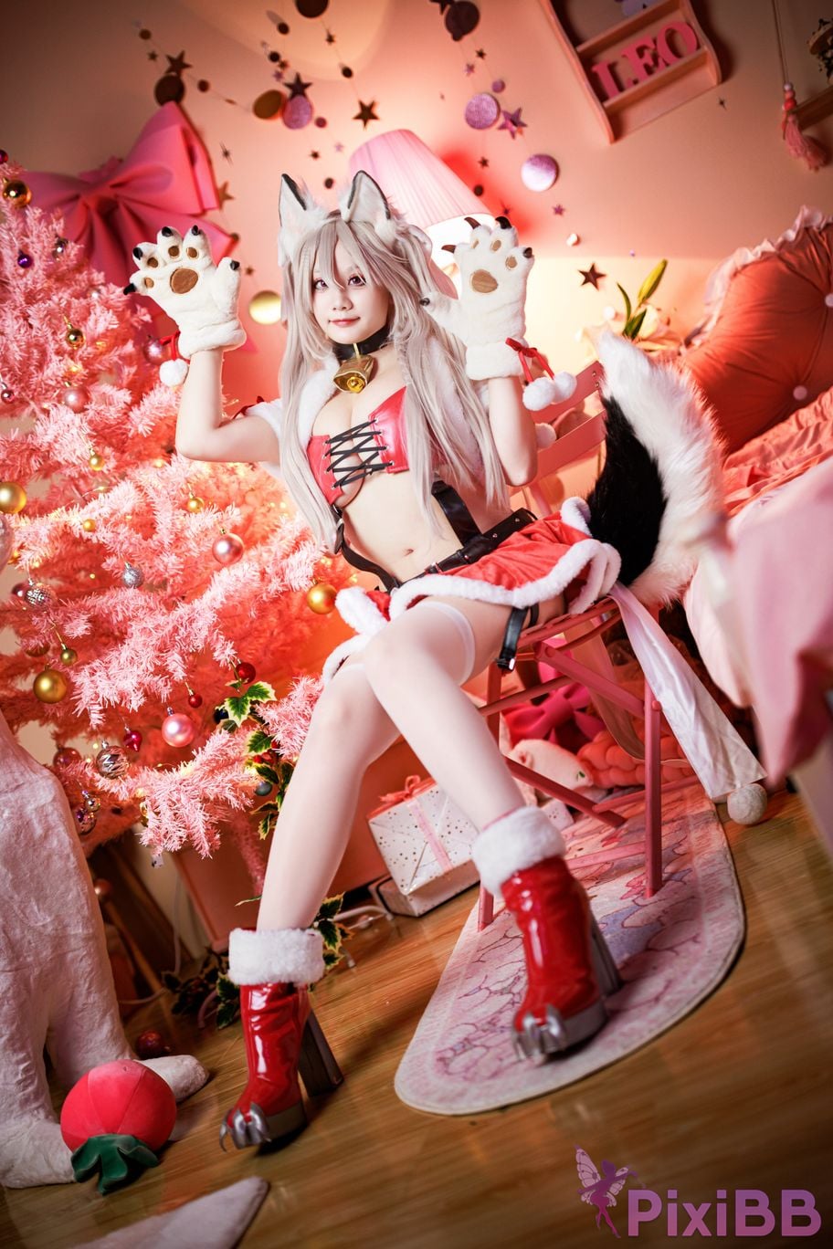 Cosplayer A Xuexue Christmas Eve PixiBB.COM 003