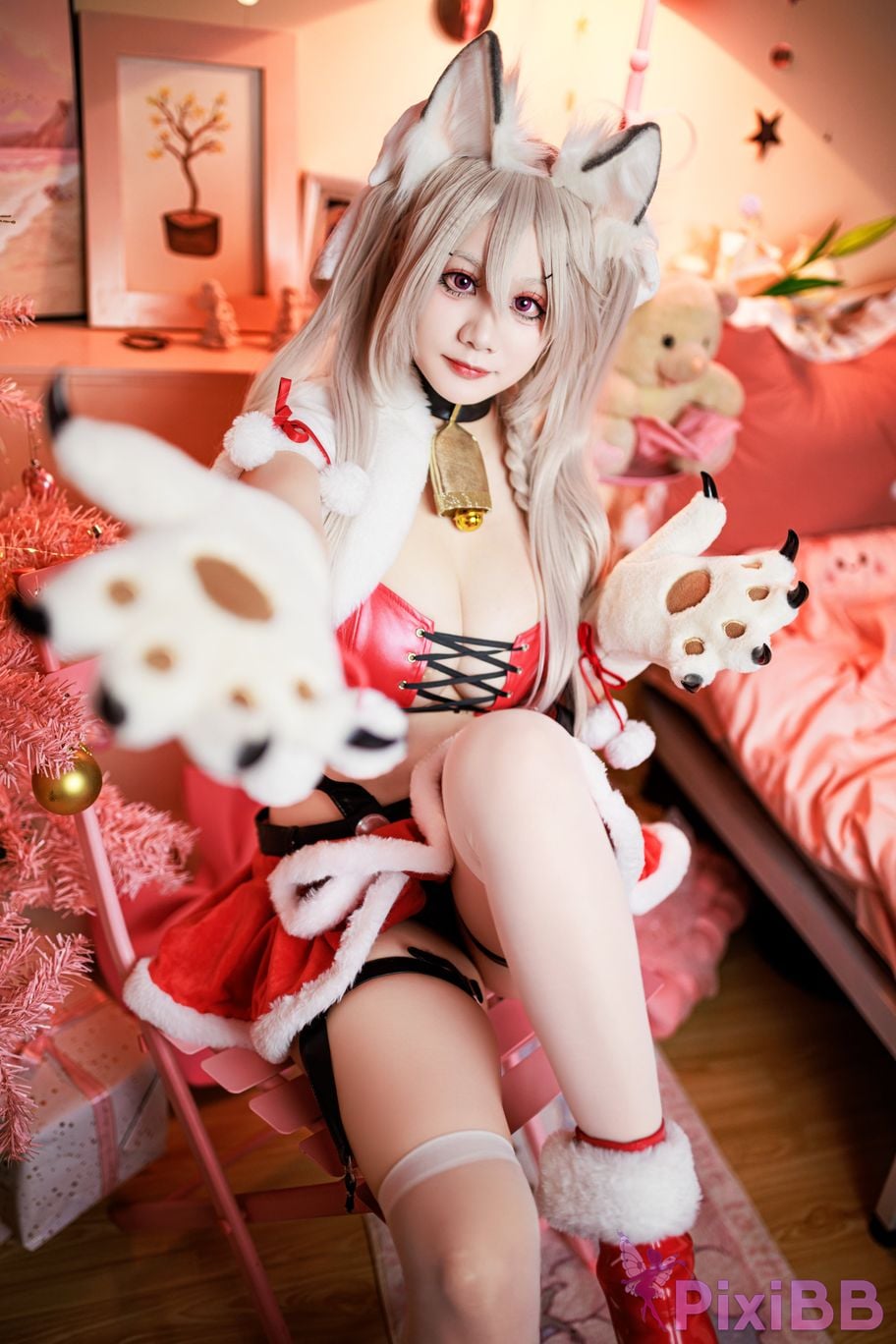 Cosplayer A Xuexue Christmas Eve PixiBB.COM 009