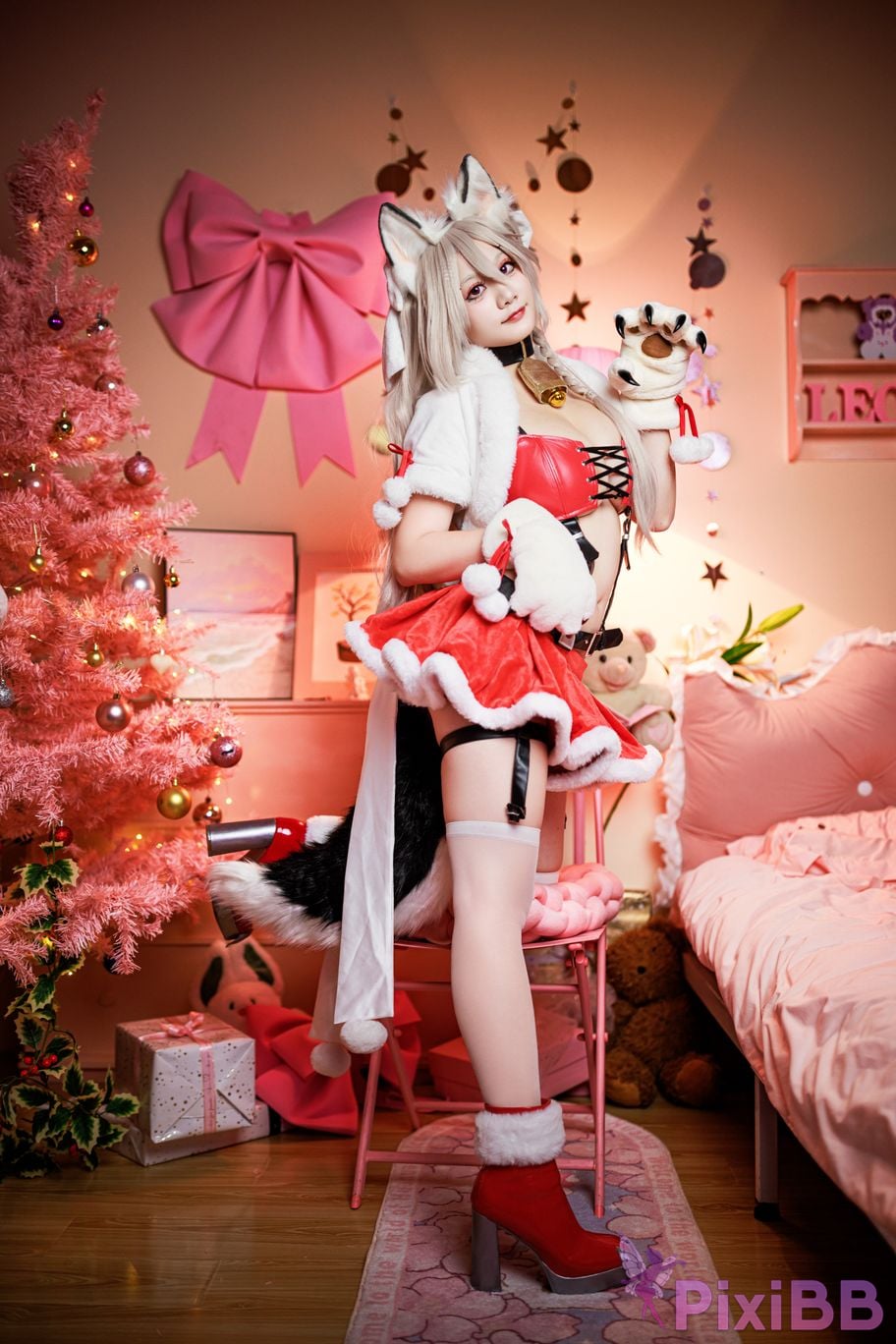 Cosplayer A Xuexue Christmas Eve PixiBB.COM 023