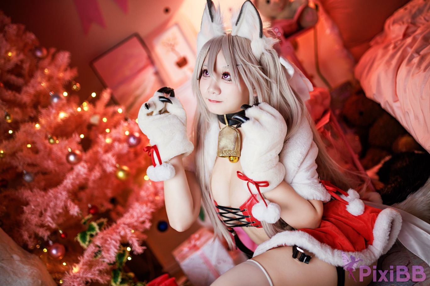 Cosplayer A Xuexue Christmas Eve PixiBB.COM 041