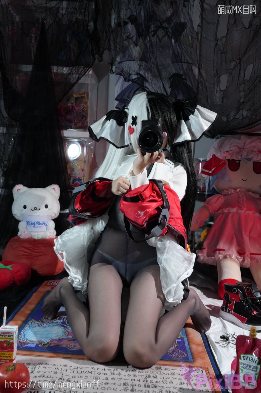 Cosplayer white oak Shirly Requiem PixiBB.COM 010.JPG