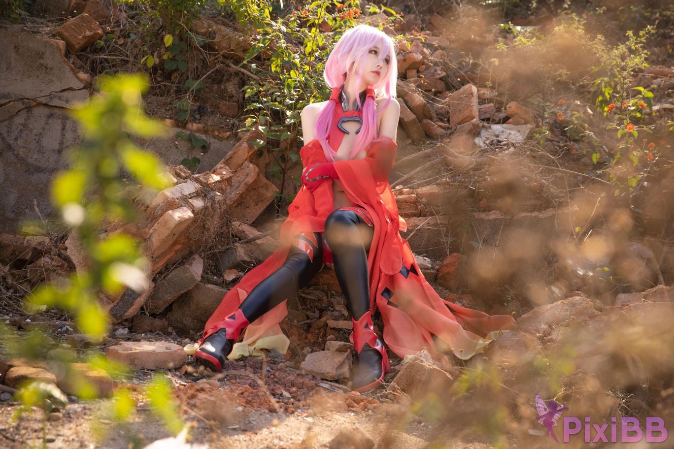 Cosplayer G44 wont get hurt pray PixiBB.COM 003