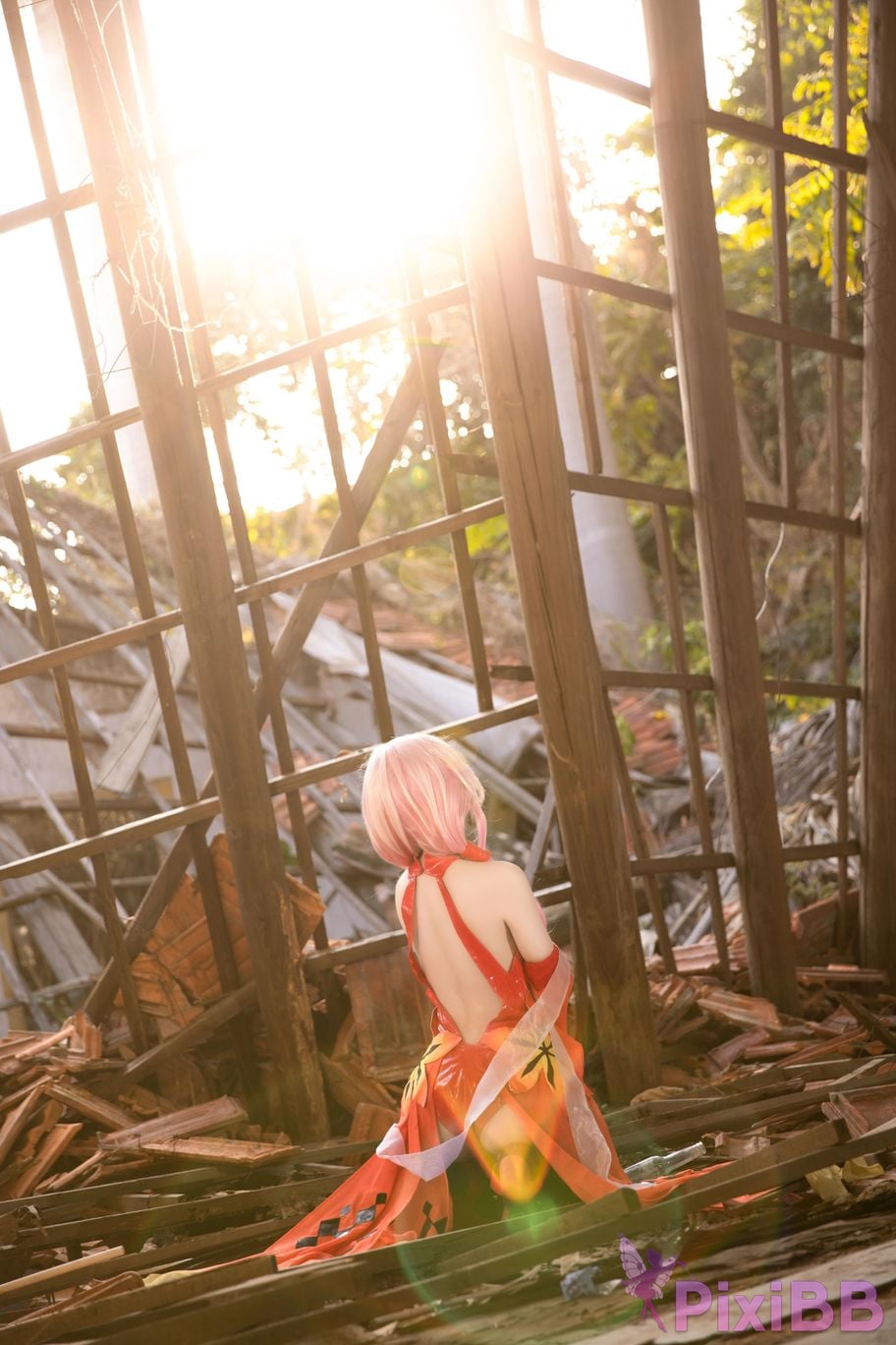 Cosplayer G44 wont get hurt pray PixiBB.COM 008