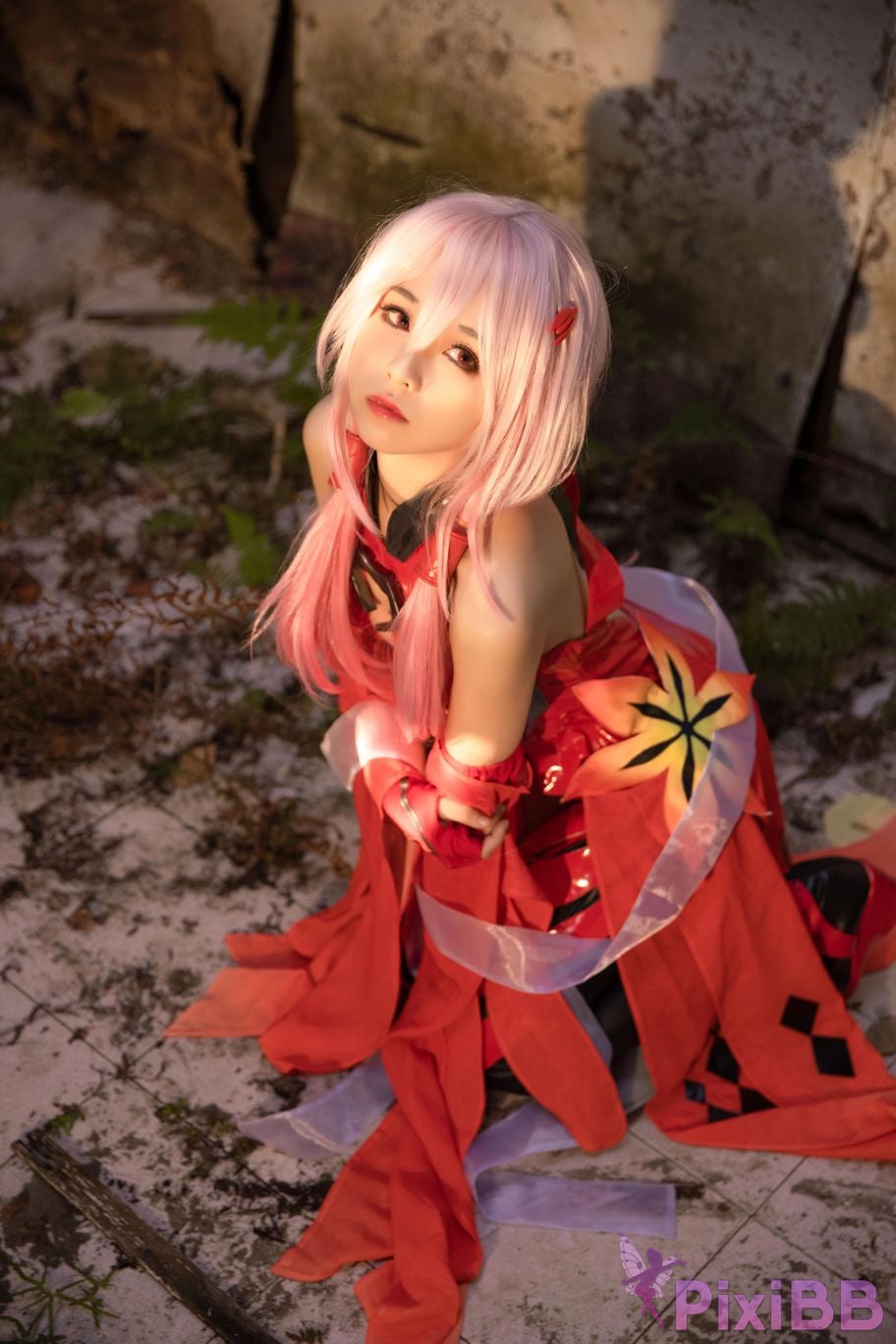 Cosplayer G44 wont get hurt pray PixiBB.COM 012
