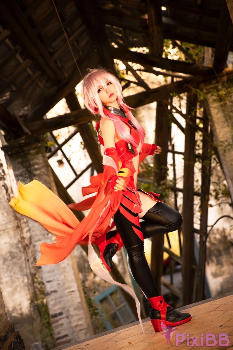 Cosplayer G44 wont get hurt pray PixiBB.COM 018