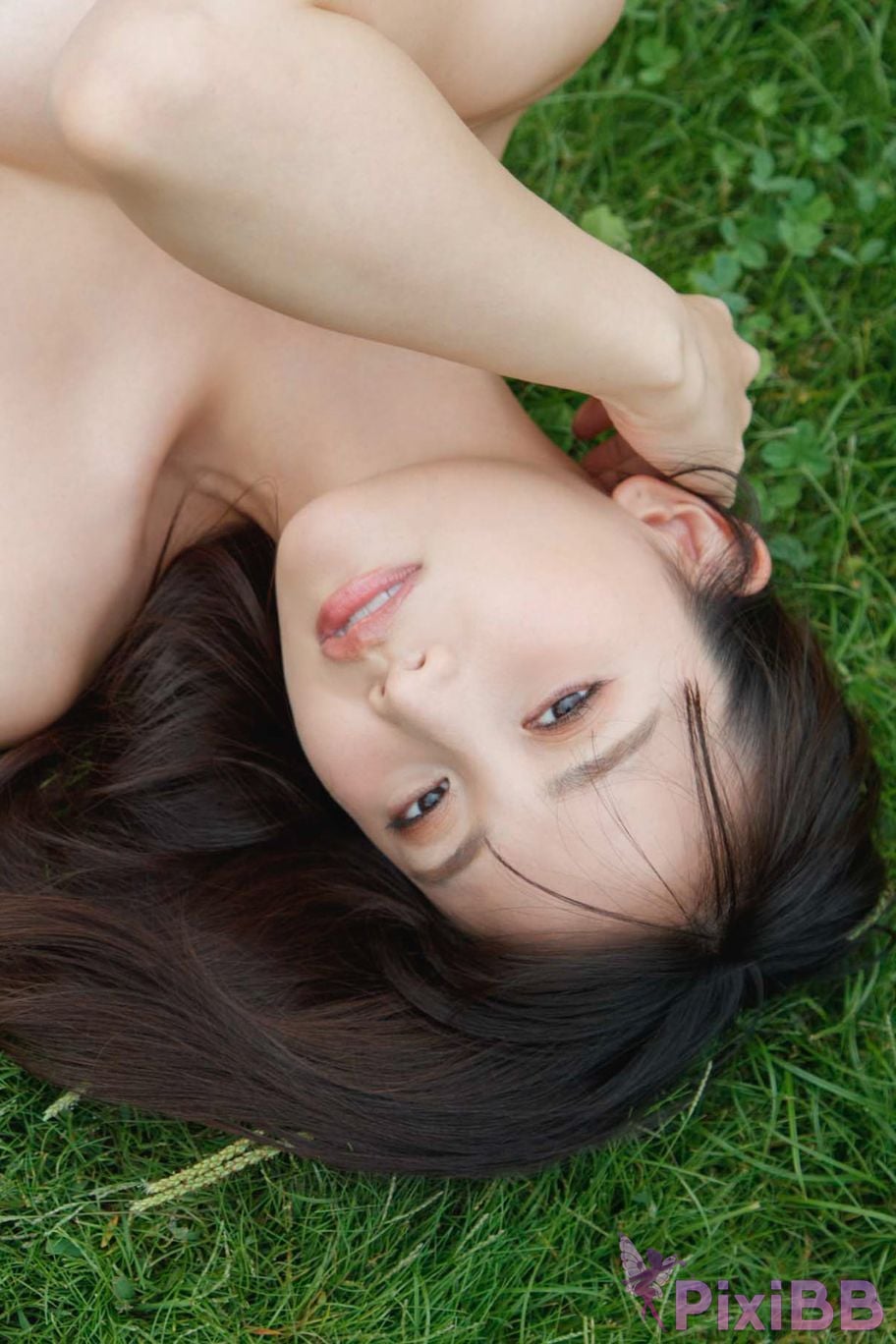 Japanese Idol Nagao Mariya FRIDAY digital photo book on the beach in winter Alone with you vol.1 PixiBB.COM 009