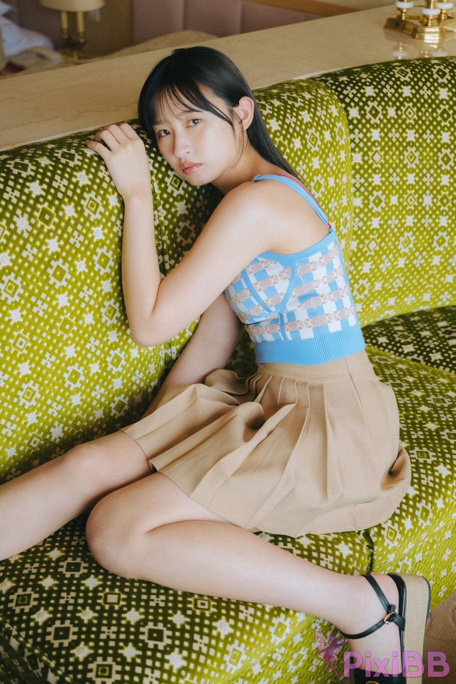 Japanese Idol Hinata Matsumoto FRIDAY digital photo book Bodies staring at each other Vol.1 PixiBB.COM 034