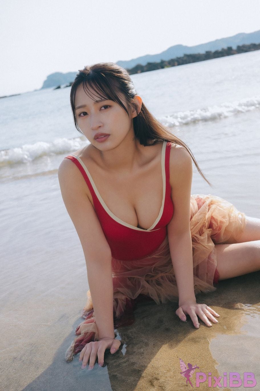 Japanese Idol Hinata Matsumoto FRIDAY digital photo book Bodies staring at each other Vol.1 PixiBB.COM 061