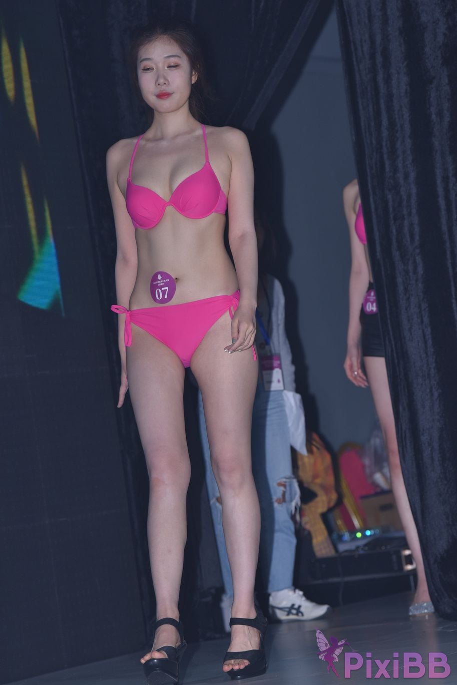 Featured Street Photography Works No.5704 swimsuit competition PixiBB.COM 006