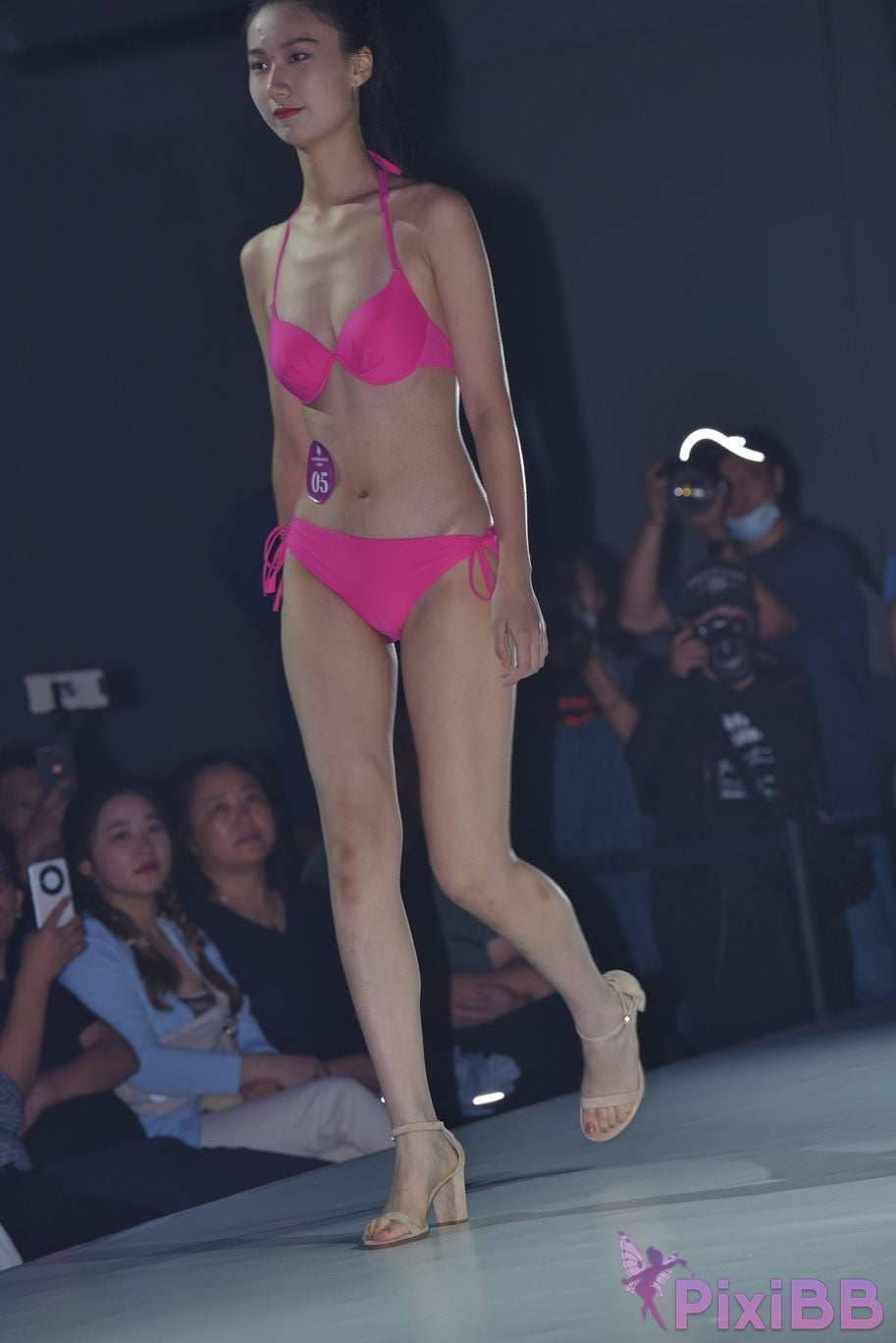 Featured Street Photography Works No.5704 swimsuit competition PixiBB.COM 033