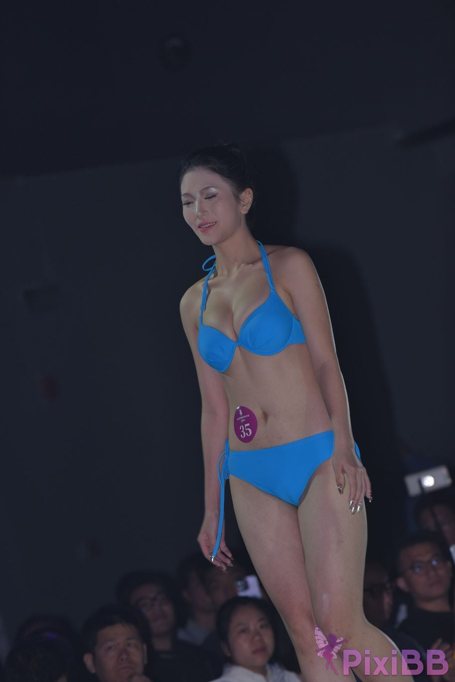 Featured Street Photography Works No.5704 swimsuit competition PixiBB.COM 160