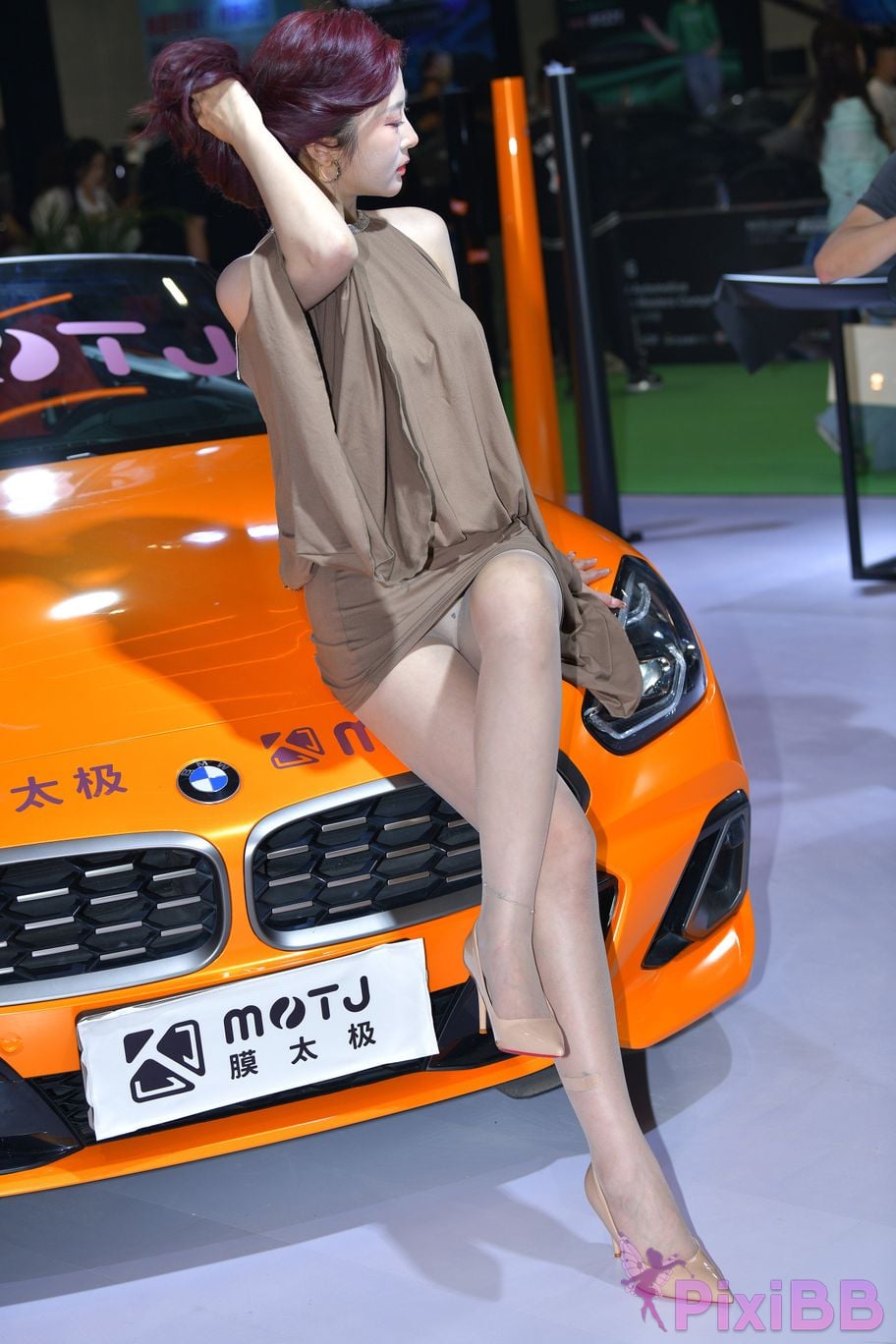 Featured Street Photography Works No.5707 Your little Qiao backless stockings PixiBB.COM 044