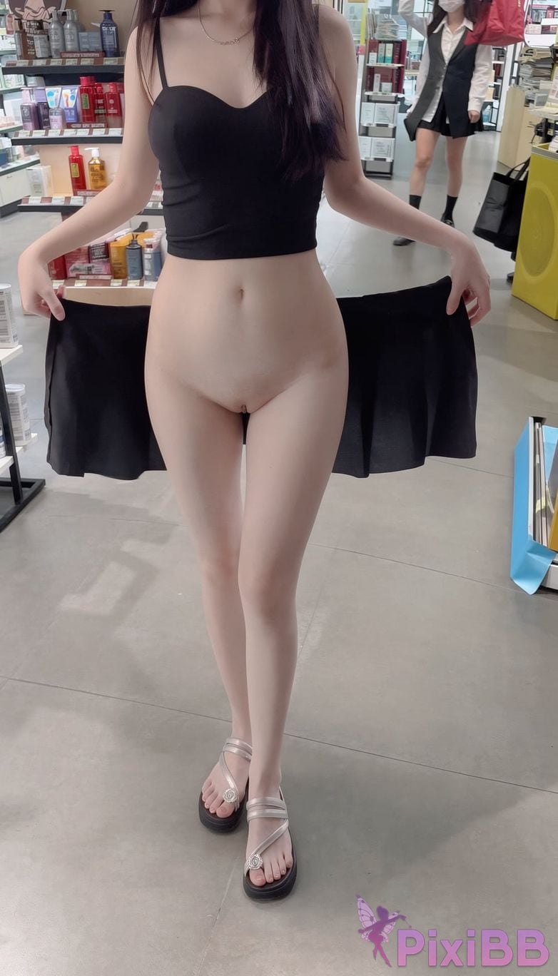 OtherXXX Hong14868 Top extreme exhibitionist PixiBB.COM 023