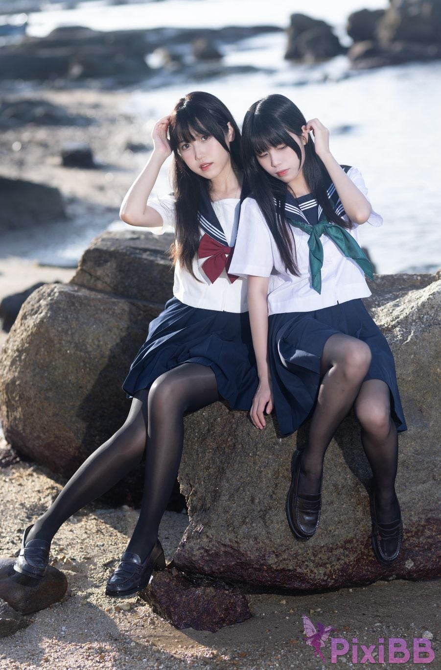 Coser and PixiBB.COM 012