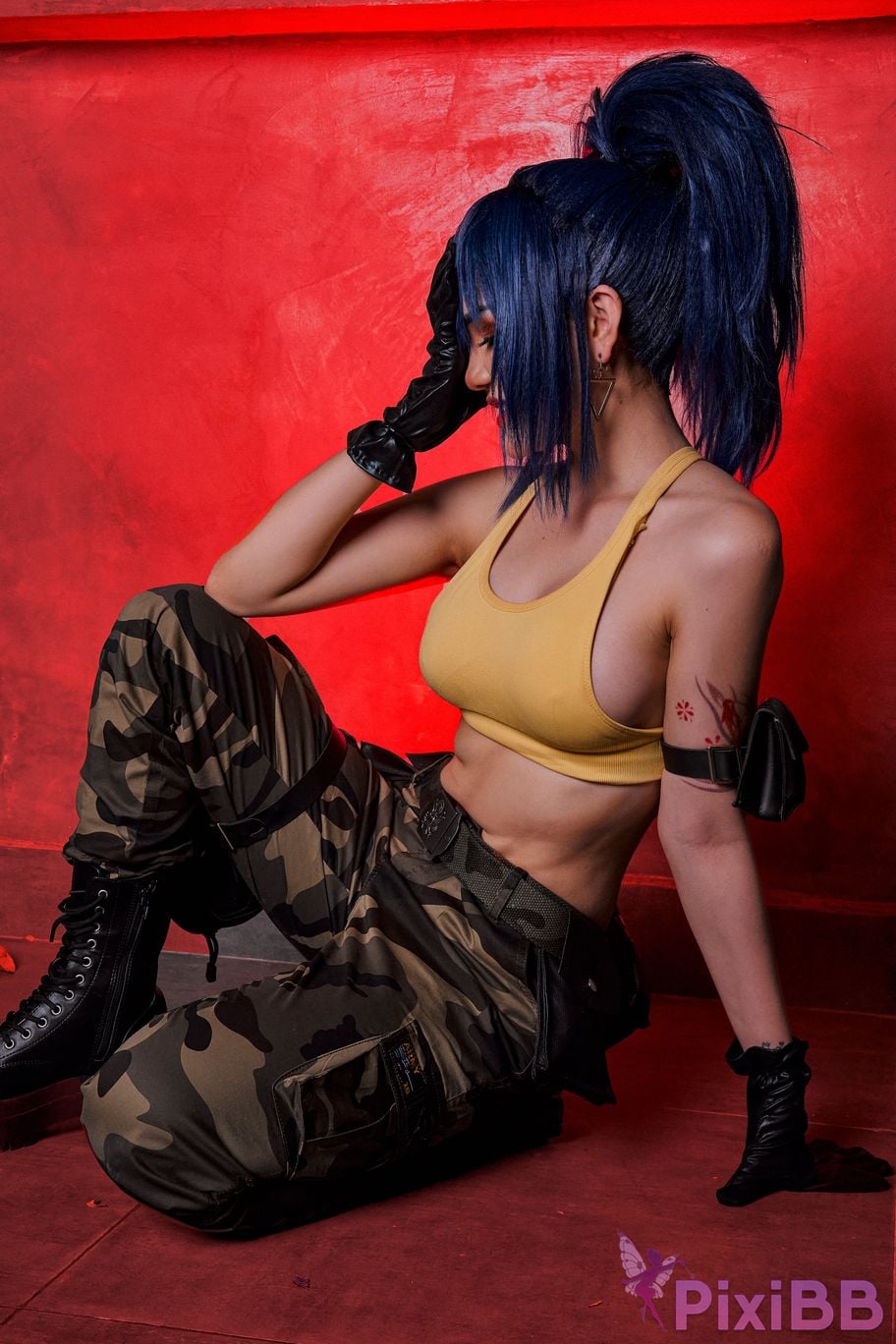 Joyce Lin2x Leona (The King of Fighters) PixiBB.COM 10