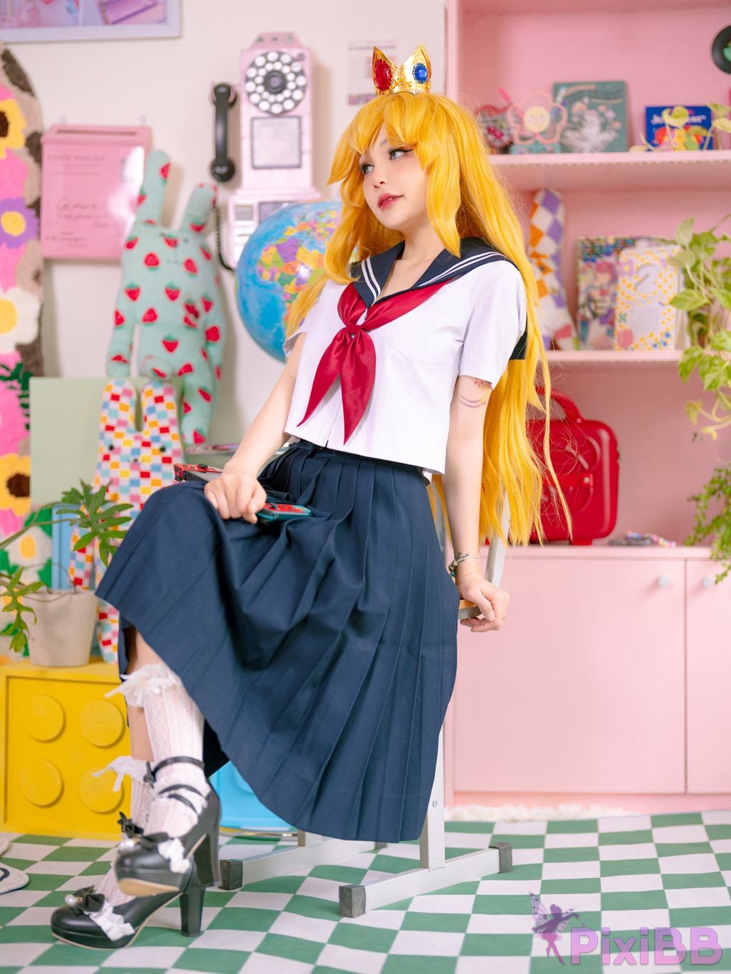 Joyce Lin2x Peach School Girl PixiBB.COM 11