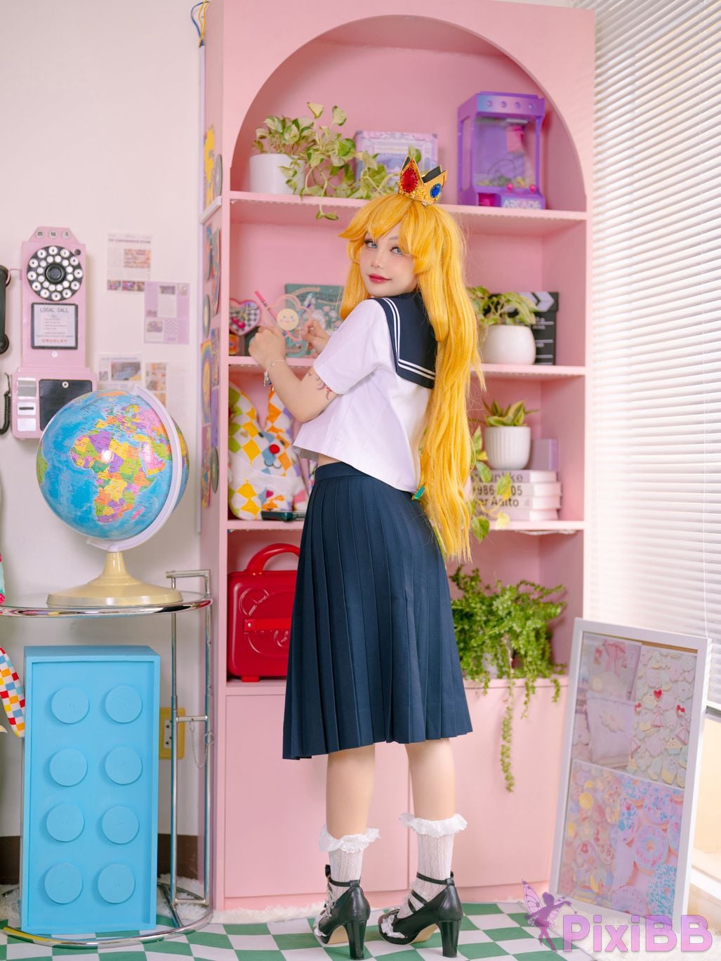 Joyce Lin2x Peach School Girl PixiBB.COM 22