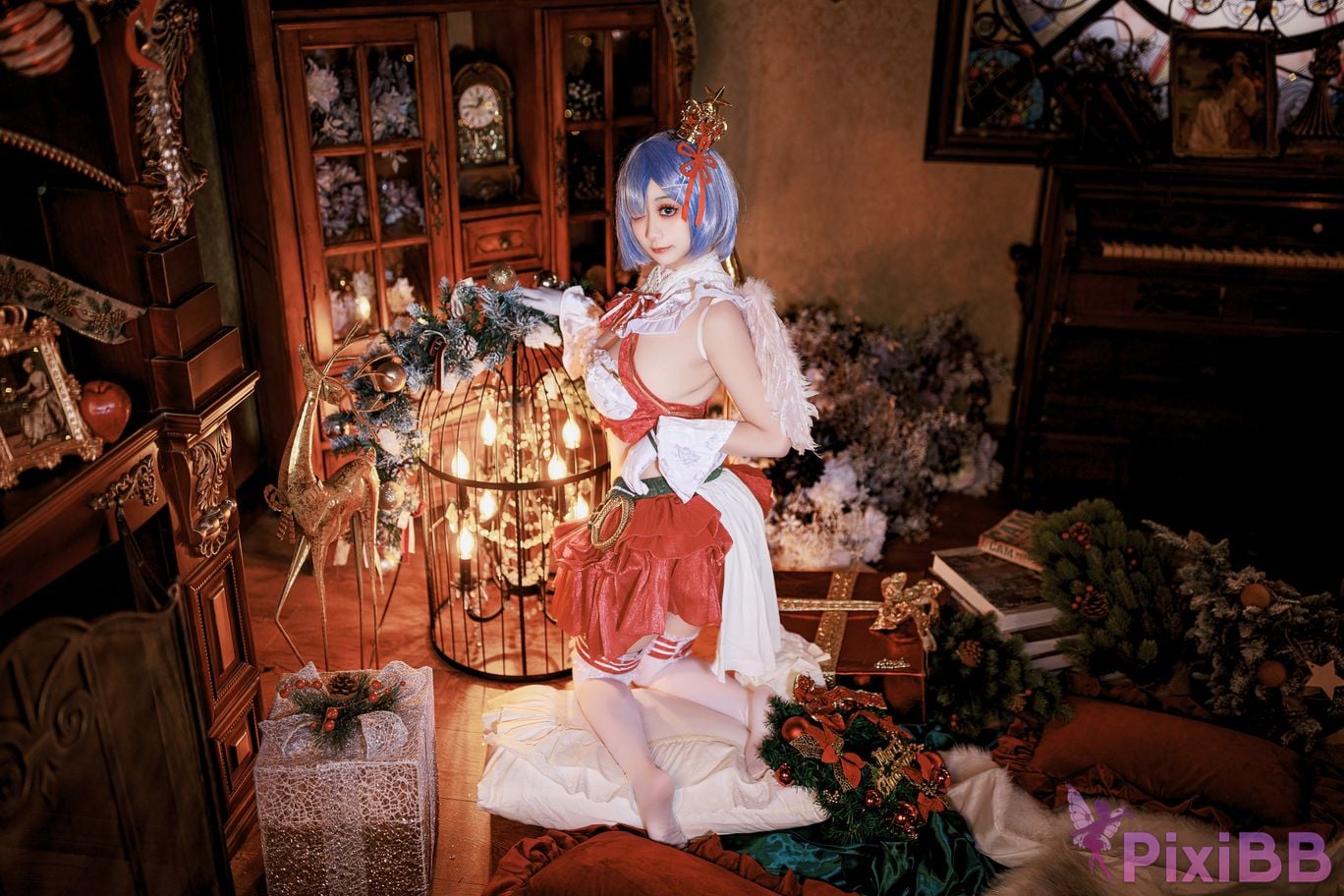 Cosplayer A Xuexue Christmas little angel Rem PixiBB.COM 034