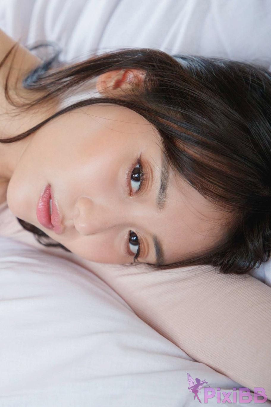 Japanese Idol Nagao Mariya FRIDAY digital photo book on the beach in winter Alone with you Vol.2 large volume 100 page PixiBB.COM 027