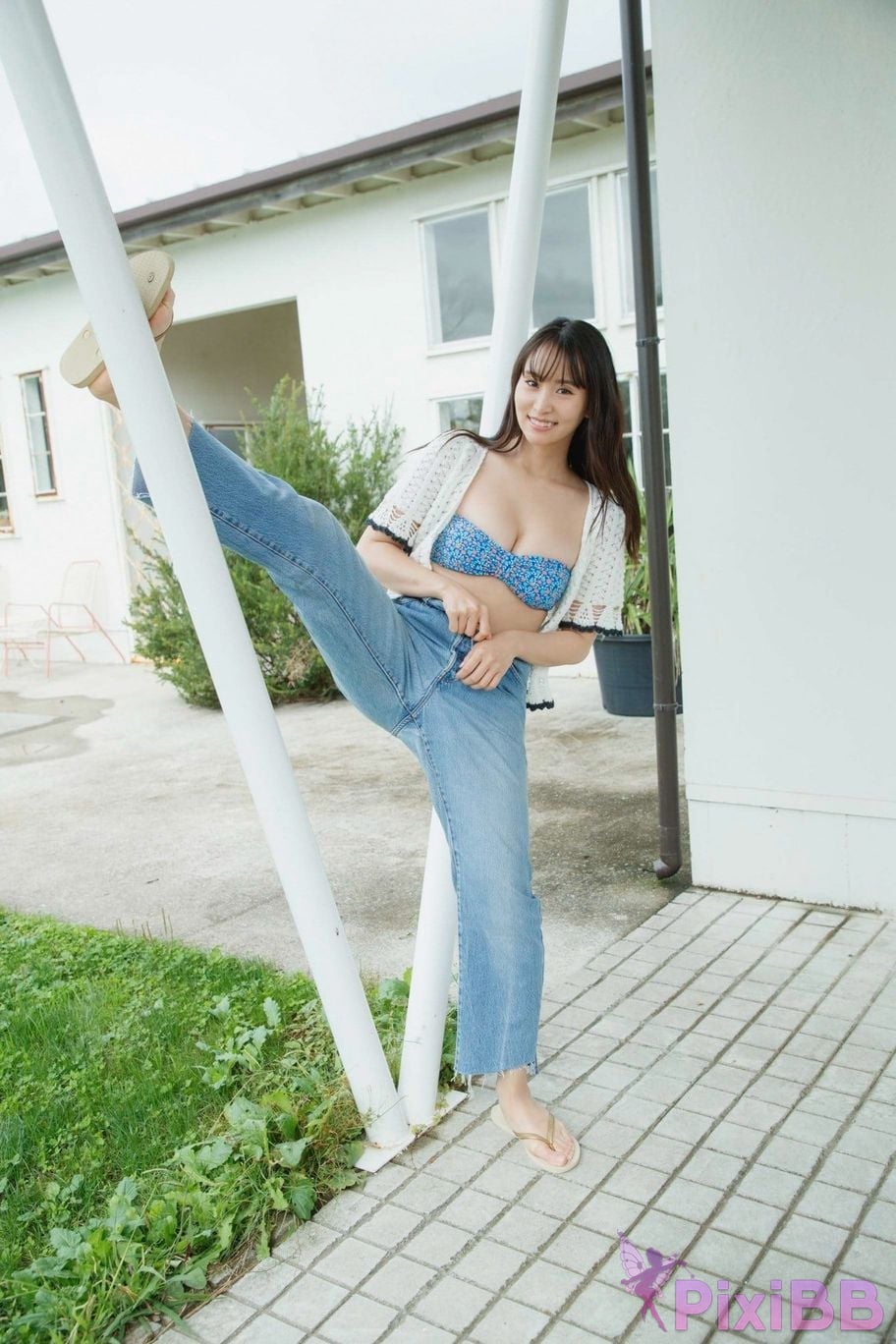 Japanese Idol Nagao Mariya FRIDAY digital photo book on the beach in winter Alone with you Vol.2 large volume 100 page PixiBB.COM 033