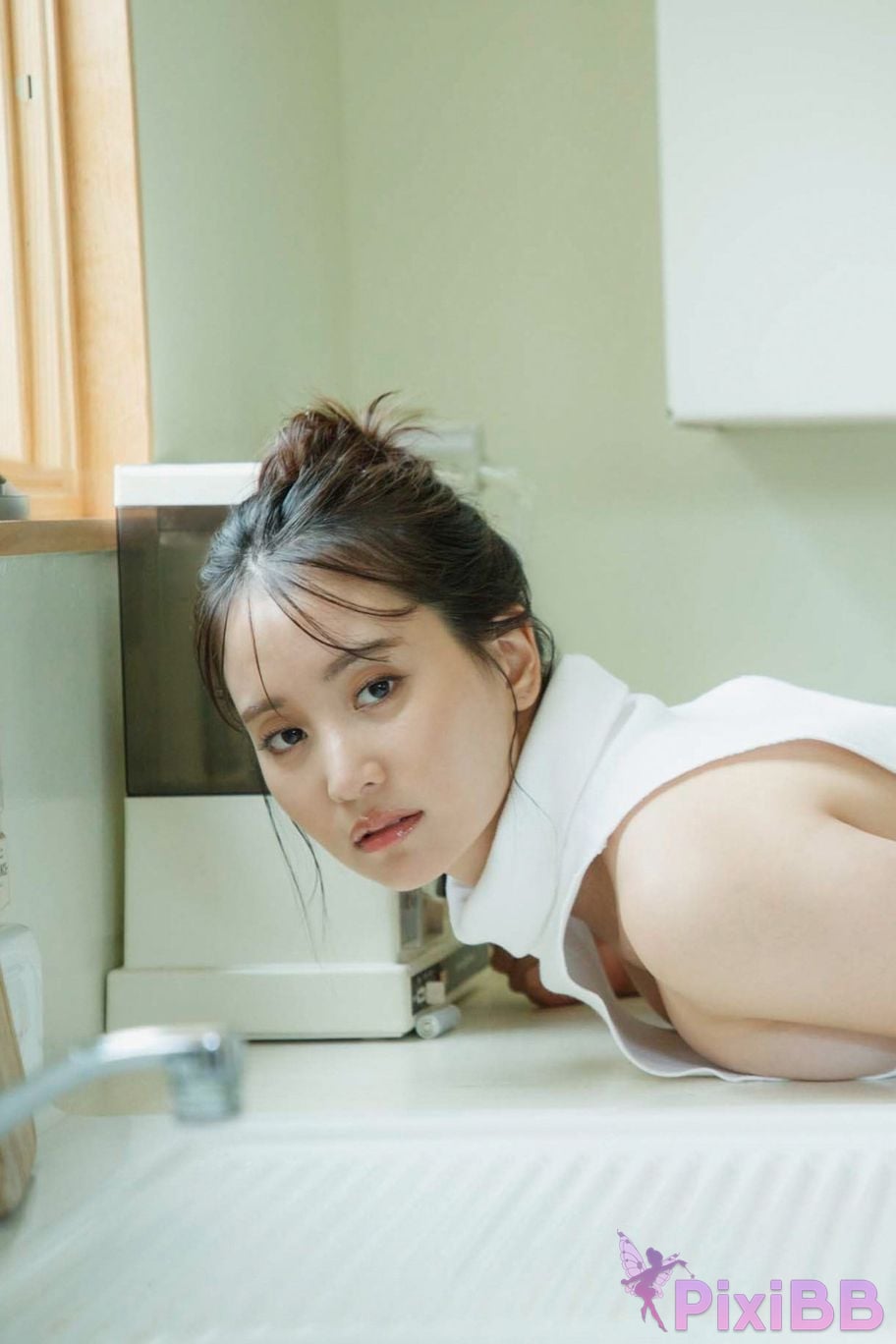 Japanese Idol Nagao Mariya FRIDAY digital photo book on the beach in winter Alone with you Vol.2 large volume 100 page PixiBB.COM 055