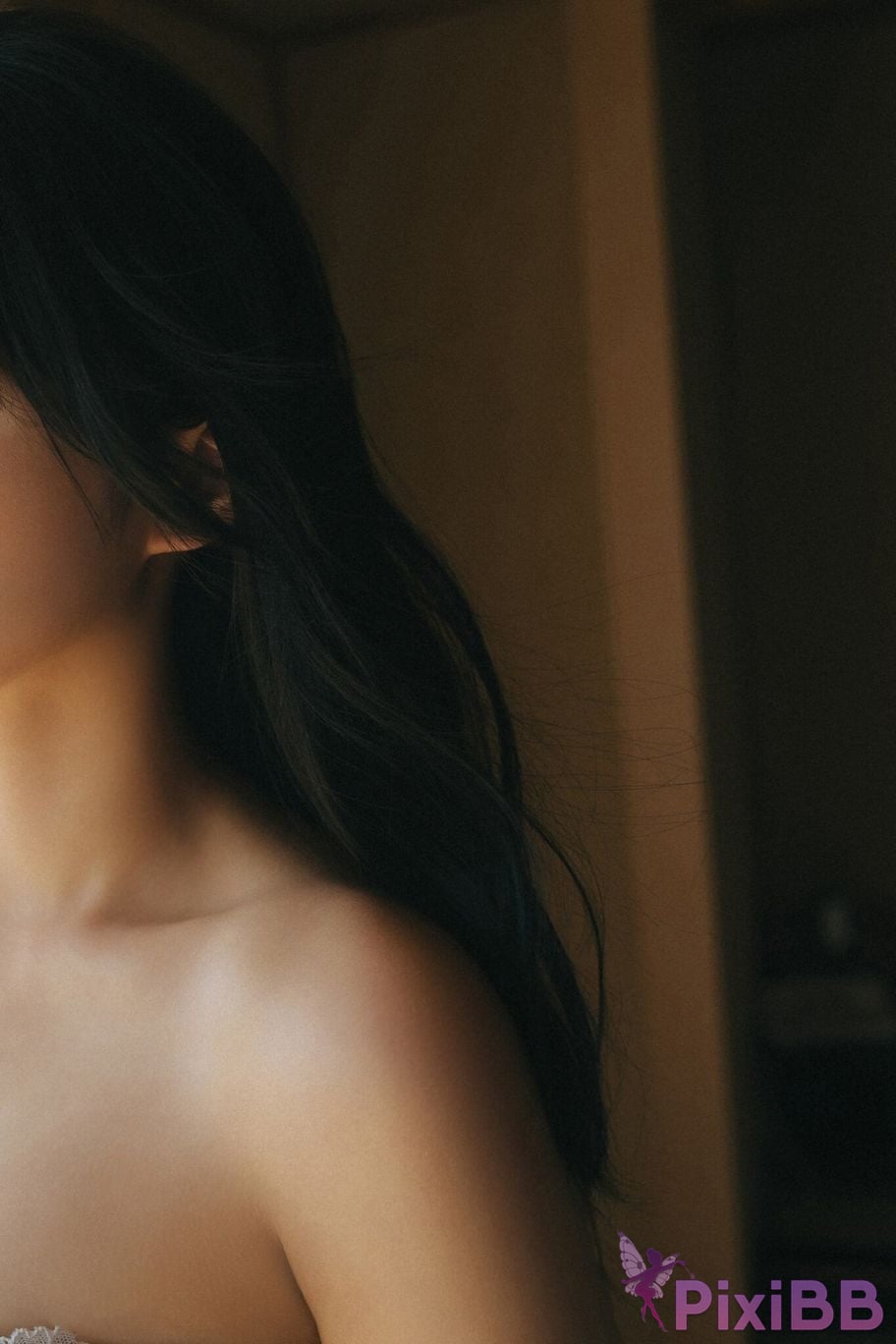 Japanese Idol Hinata Matsumoto FRIDAY digital photo book Bodies staring at each other Vol.2 100 Page super deluxe edition PixiBB.COM 047