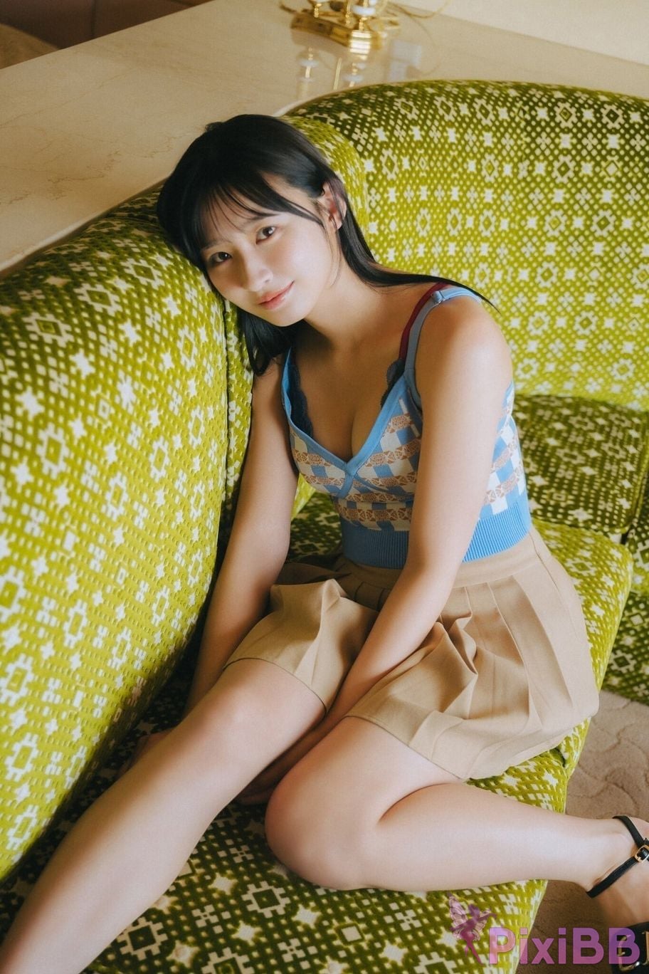 Japanese Idol Hinata Matsumoto FRIDAY digital photo book Bodies staring at each other Vol.2 100 Page super deluxe edition PixiBB.COM 052