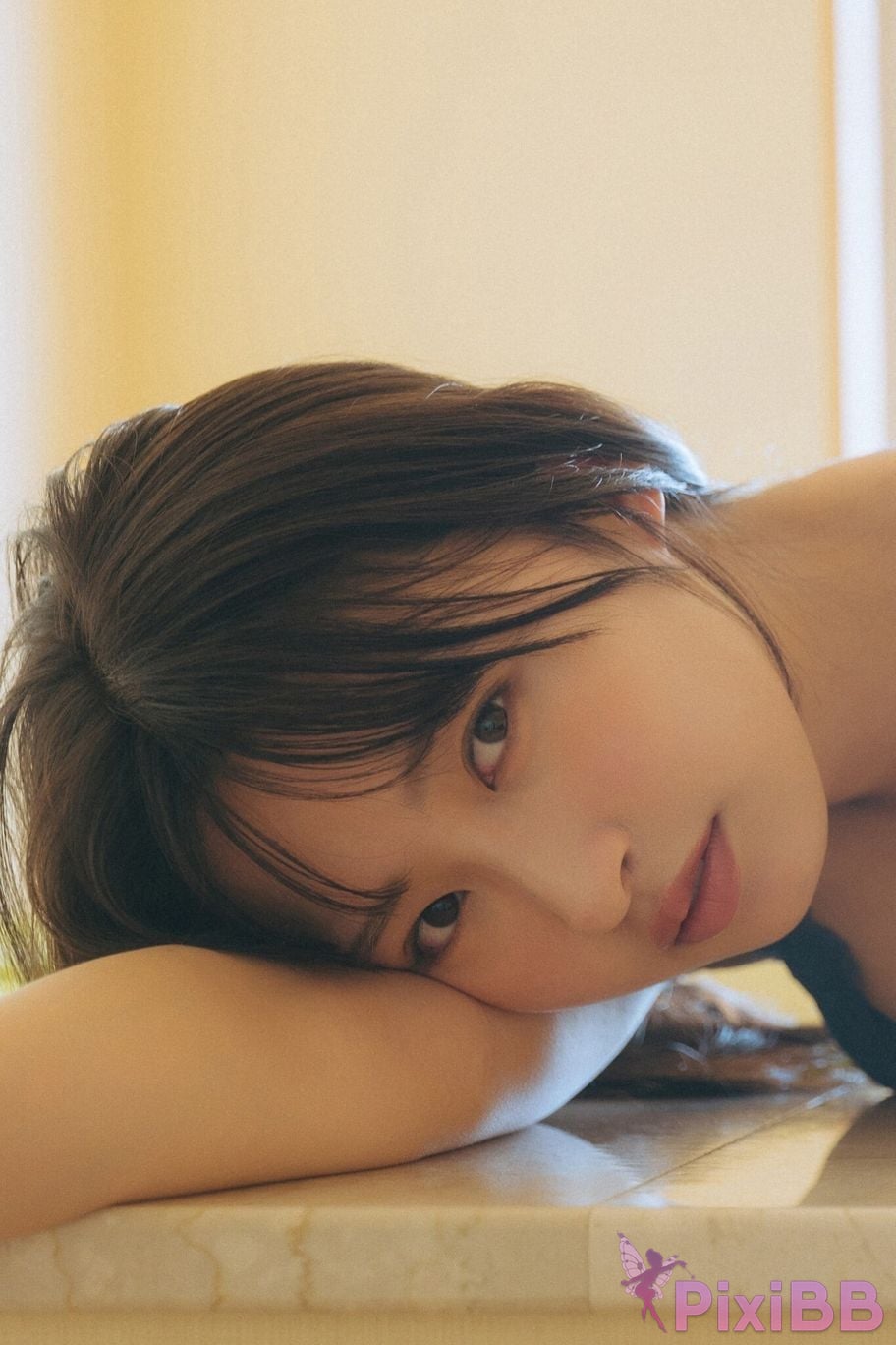 Japanese Idol Hinata Matsumoto FRIDAY digital photo book Bodies staring at each other Vol.2 100 Page super deluxe edition PixiBB.COM 070