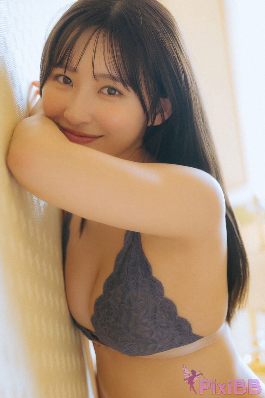 Japanese Idol Hinata Matsumoto FRIDAY digital photo book Bodies staring at each other Vol.2 100 Page super deluxe edition PixiBB.COM 071