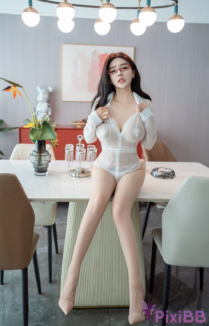 XR Uncensored Pan Jiaojiao R18 XIUREN model Last work before retirement lover white rose PixiBB.COM 013