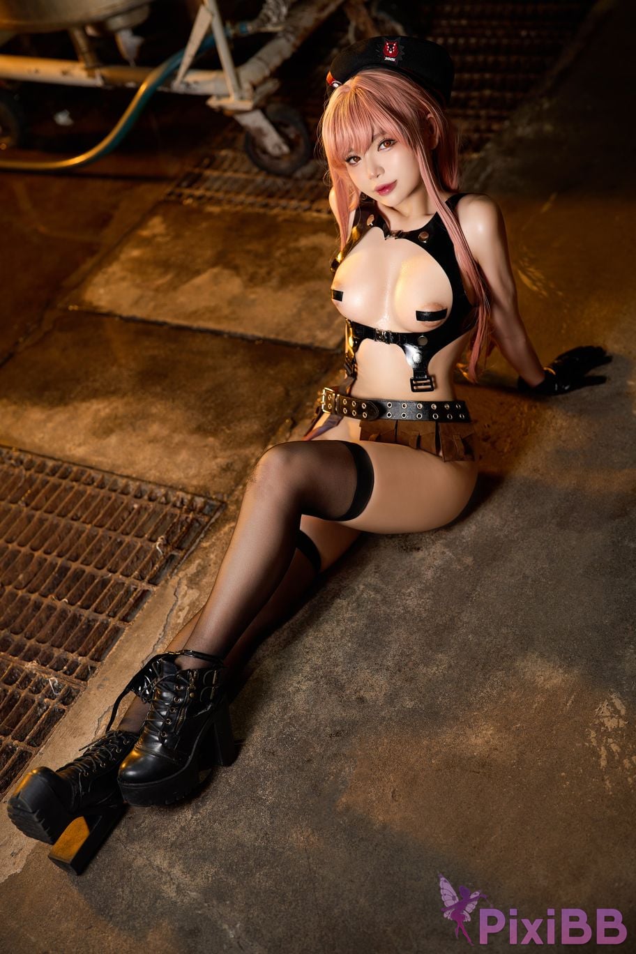 Coser ZinieQ Rapi NIKKE PixiBB.COM 032