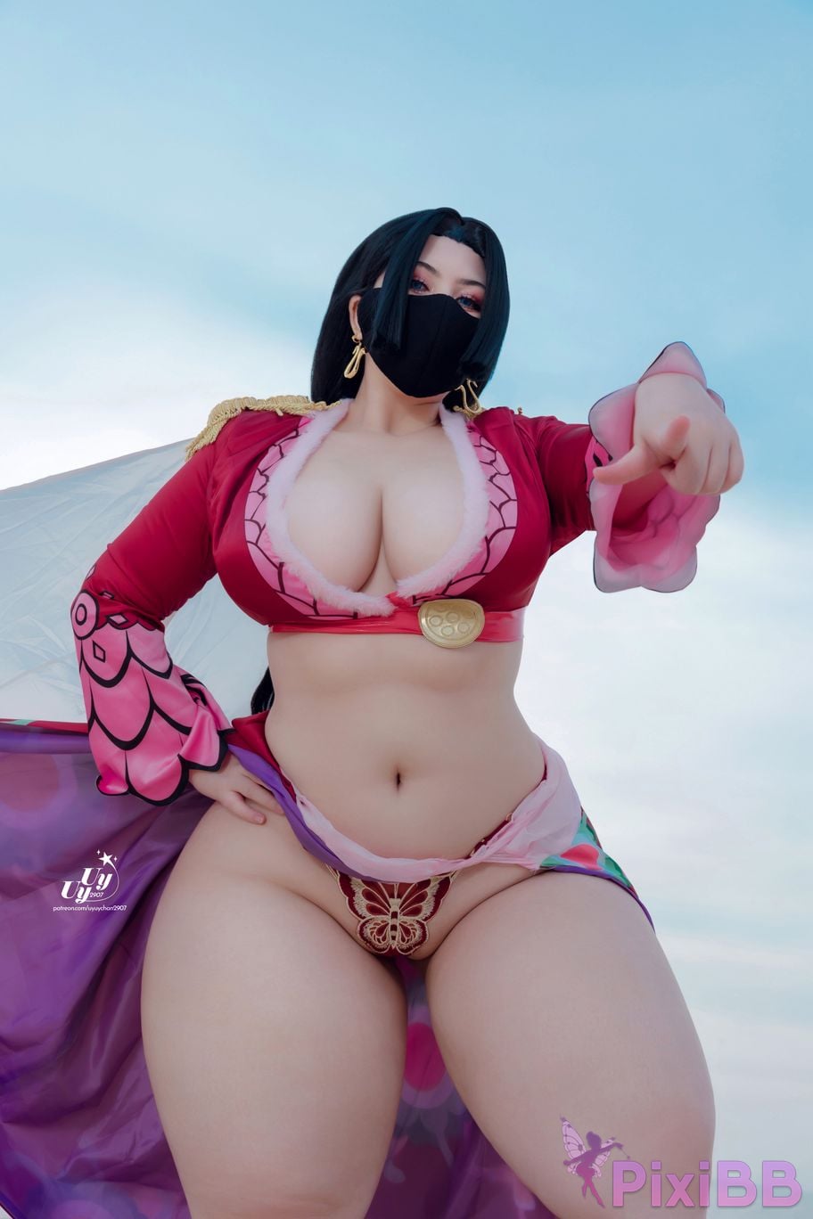 Uy Uy Boa Hancock PixiBB.COM 2