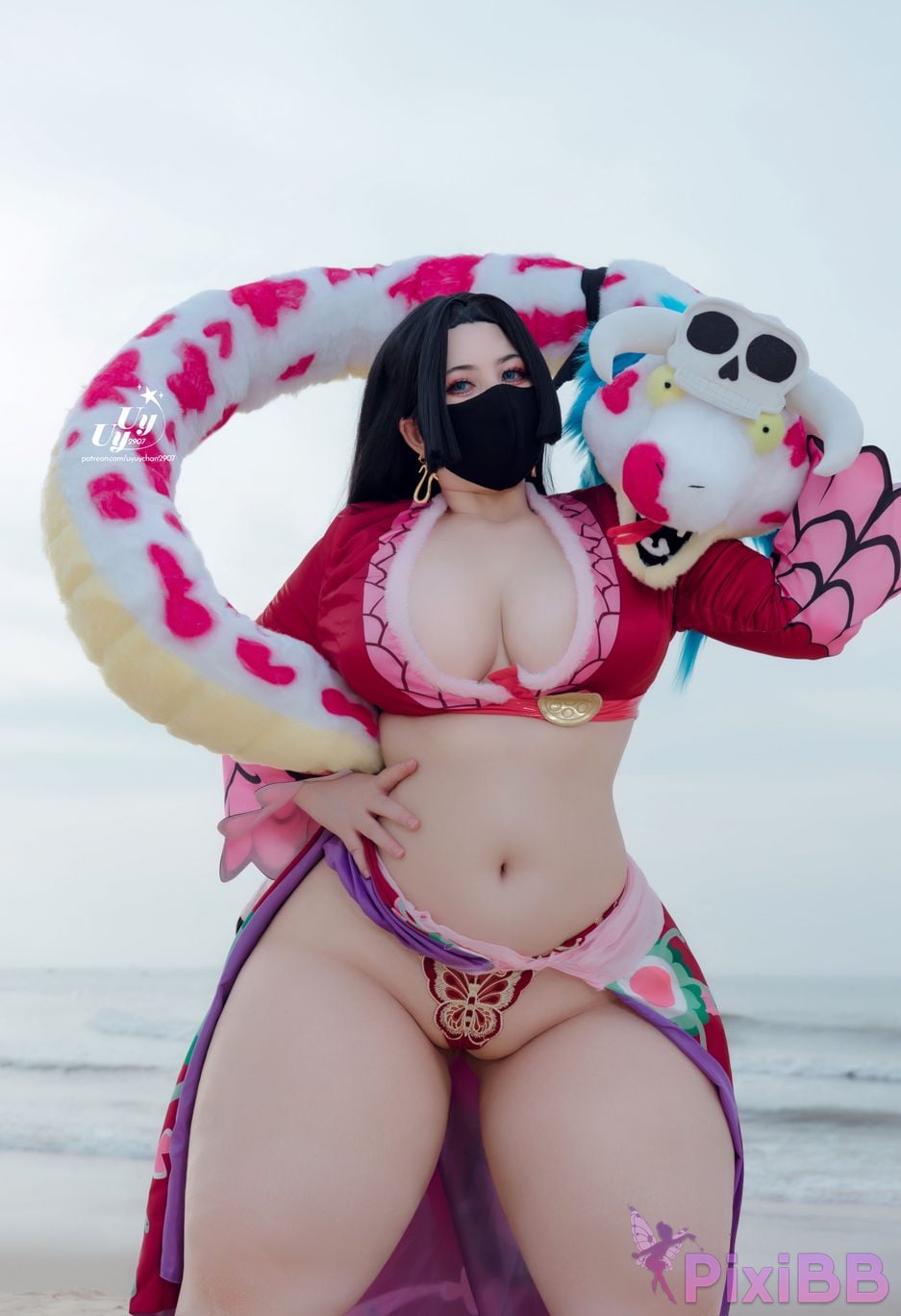 Uy Uy Boa Hancock PixiBB.COM 33
