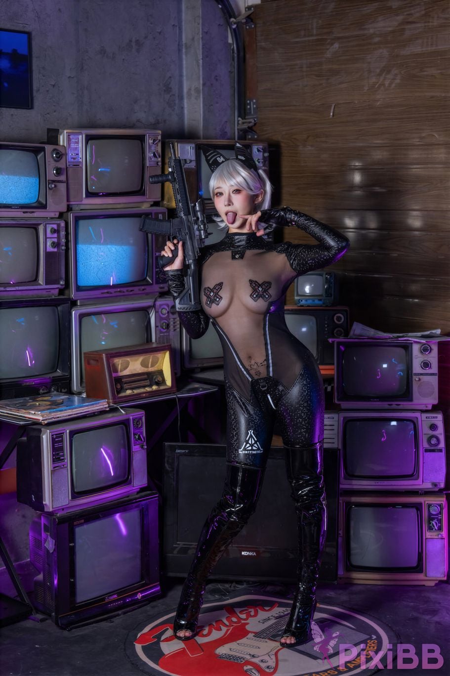 Cosplayer Yunxixi Yunx1x1 cat shadow PixiBB.COM 034