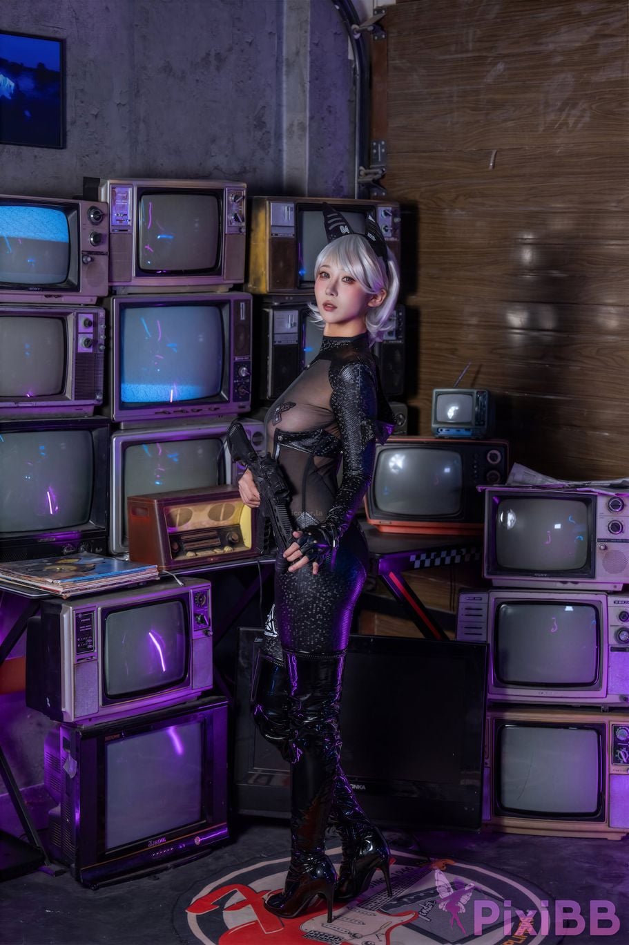 Cosplayer Yunxixi Yunx1x1 cat shadow PixiBB.COM 036