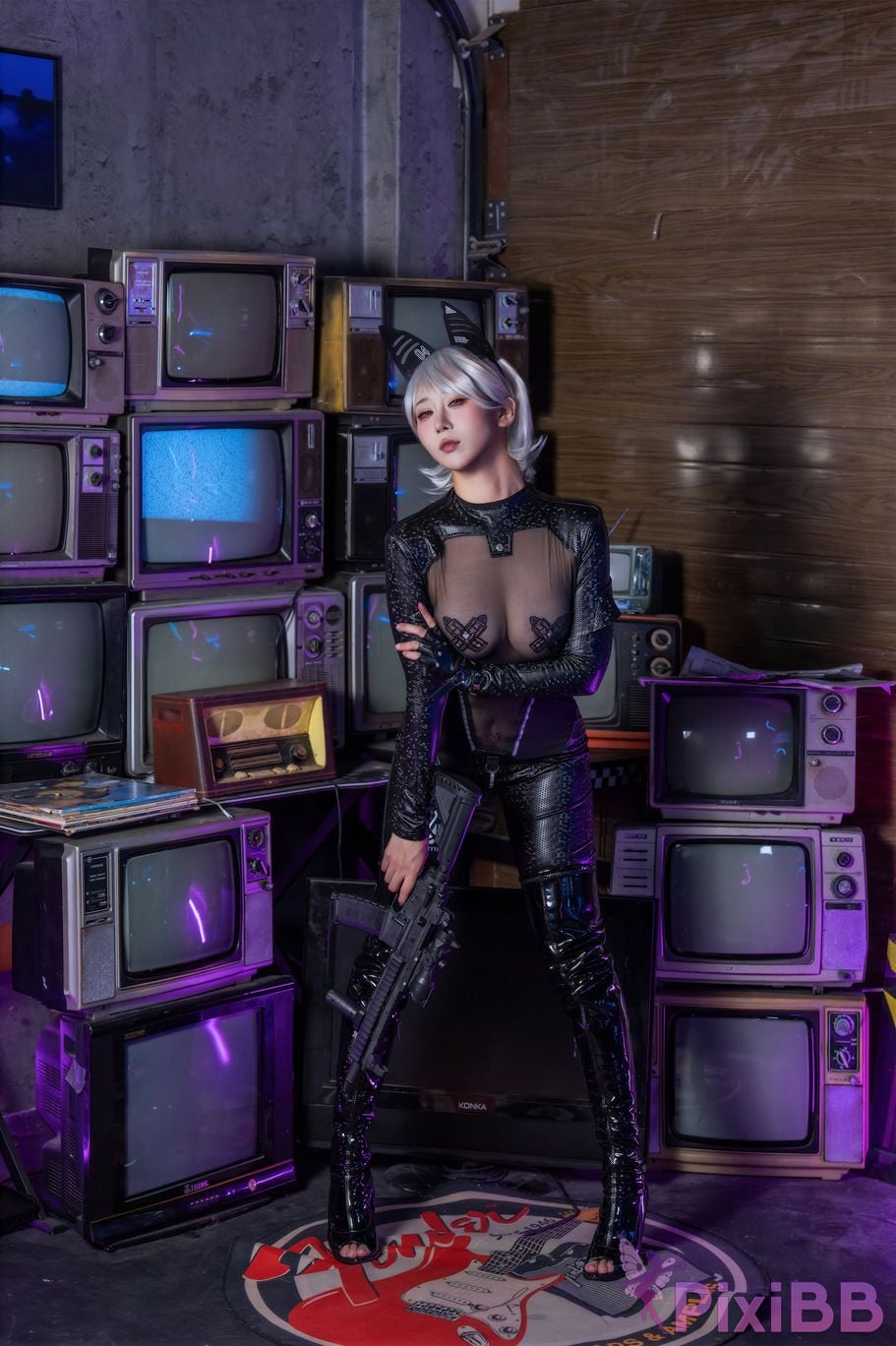 Cosplayer Yunxixi Yunx1x1 cat shadow PixiBB.COM 039