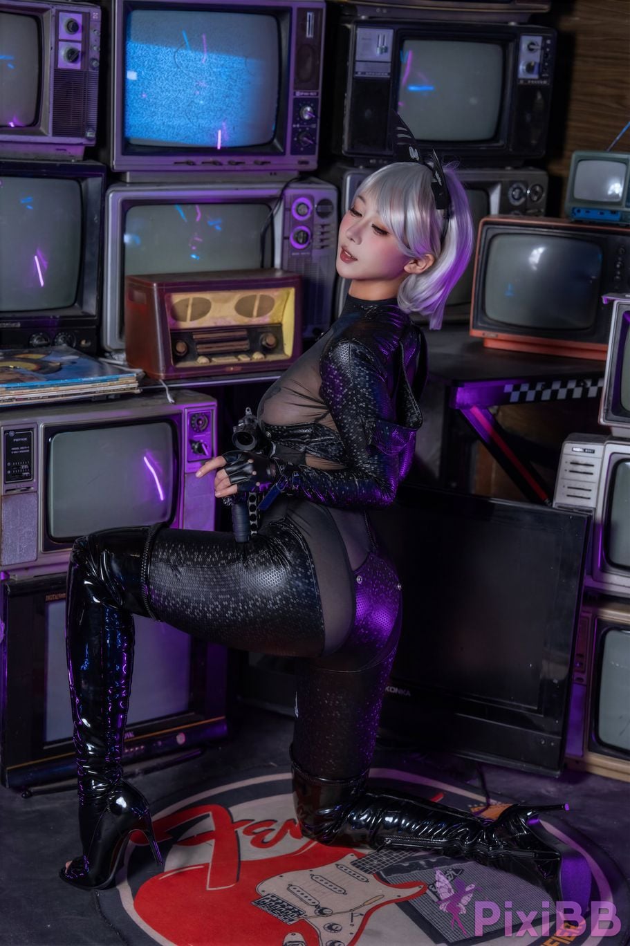 Cosplayer Yunxixi Yunx1x1 cat shadow PixiBB.COM 046