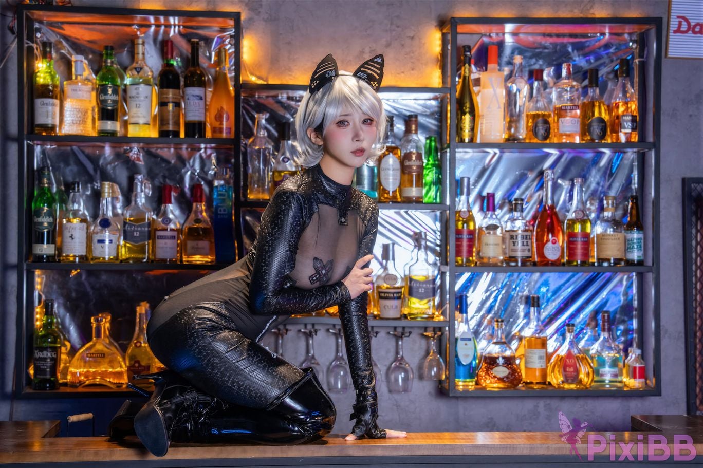 Cosplayer Yunxixi Yunx1x1 cat shadow PixiBB.COM 051