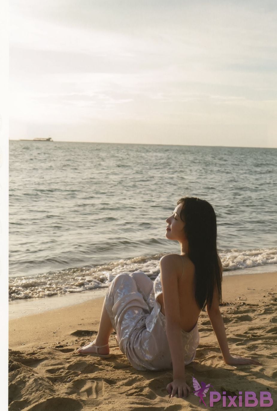 Japanese Idol Yokono Sumire photo book Graph 6 PixiBB.COM 003