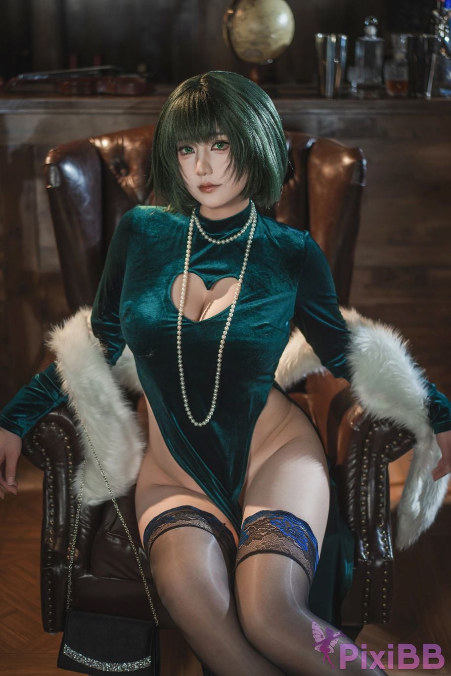 Cosplayer Xinglan is Lanlan and her name Lanmei. one punch man Hells Fubuki PixiBB.COM 033