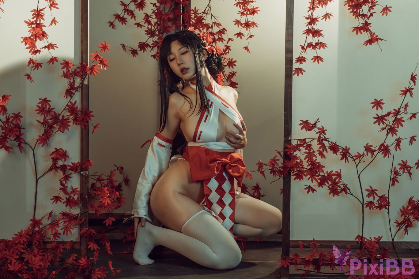 Coser Yunx1x1 Vol.004 PixiBB.COM 016