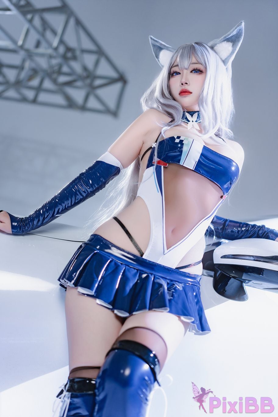 Cosplayer Sakura Miyamoto azur lane Shinano The roaring silver wheel PixiBB.COM 004