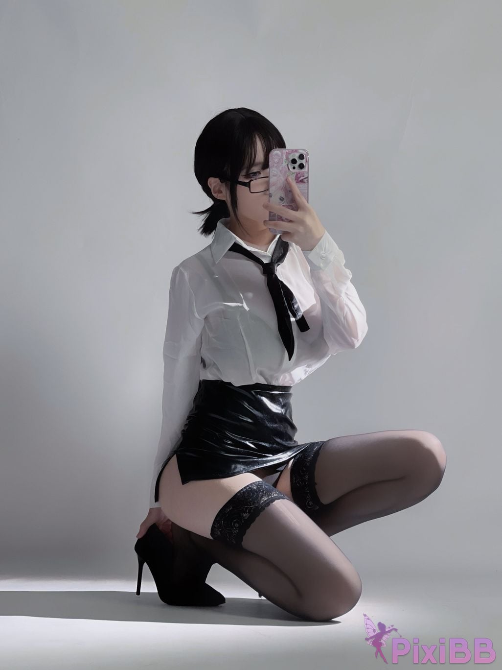 Coser Youmeko PixiBB.COM 001