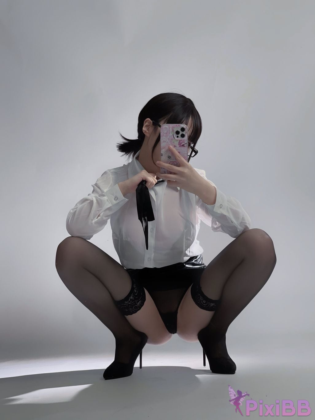 Coser Youmeko PixiBB.COM 010