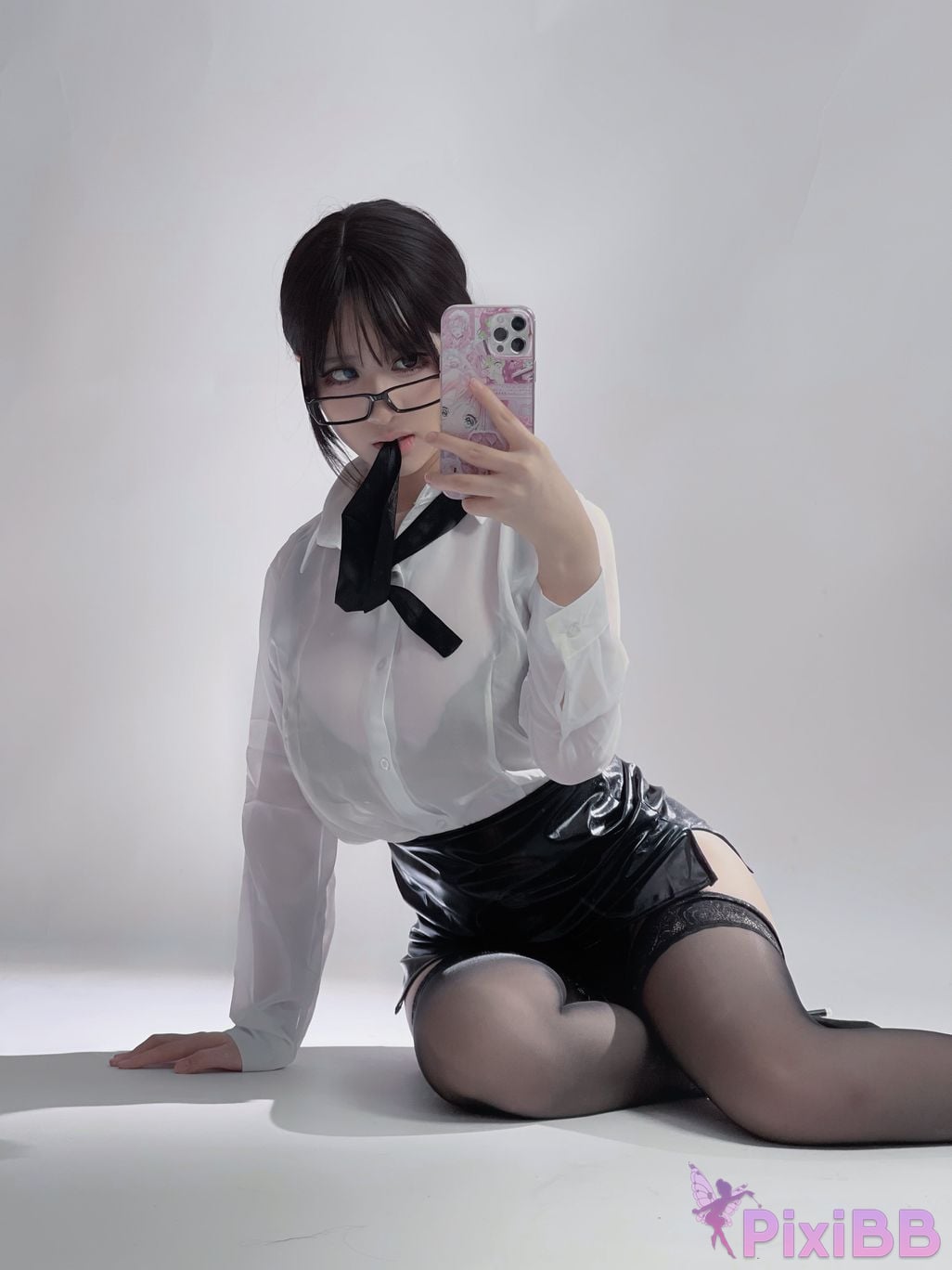 Coser Youmeko PixiBB.COM 011