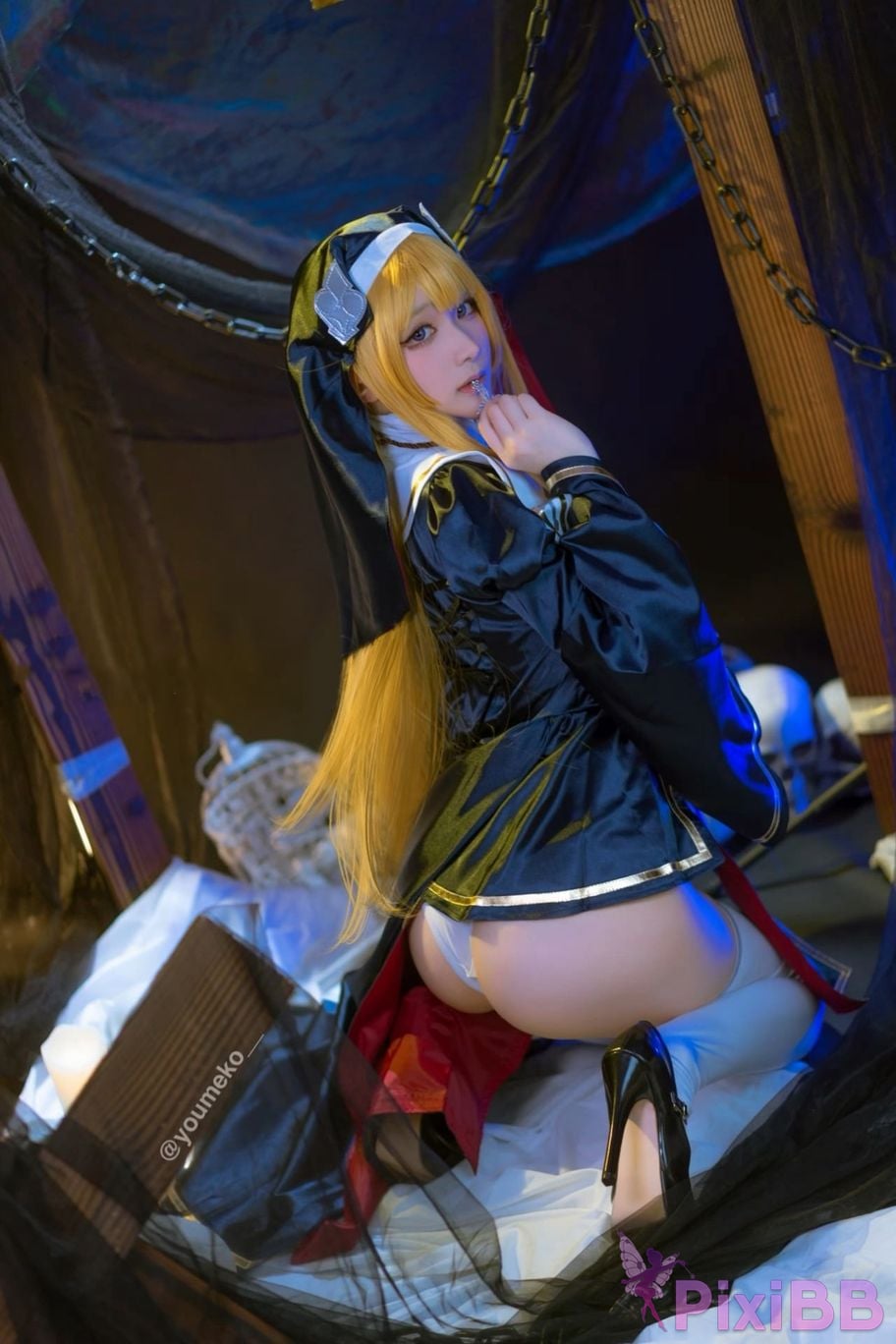 Coser Youmeko PixiBB.COM 023