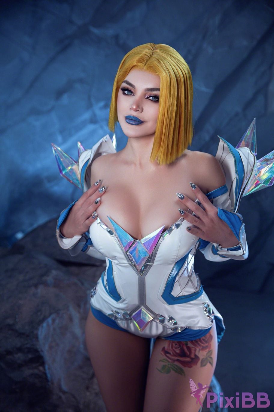 Kalinka Fox Emma Frost PixiBB.COM 40