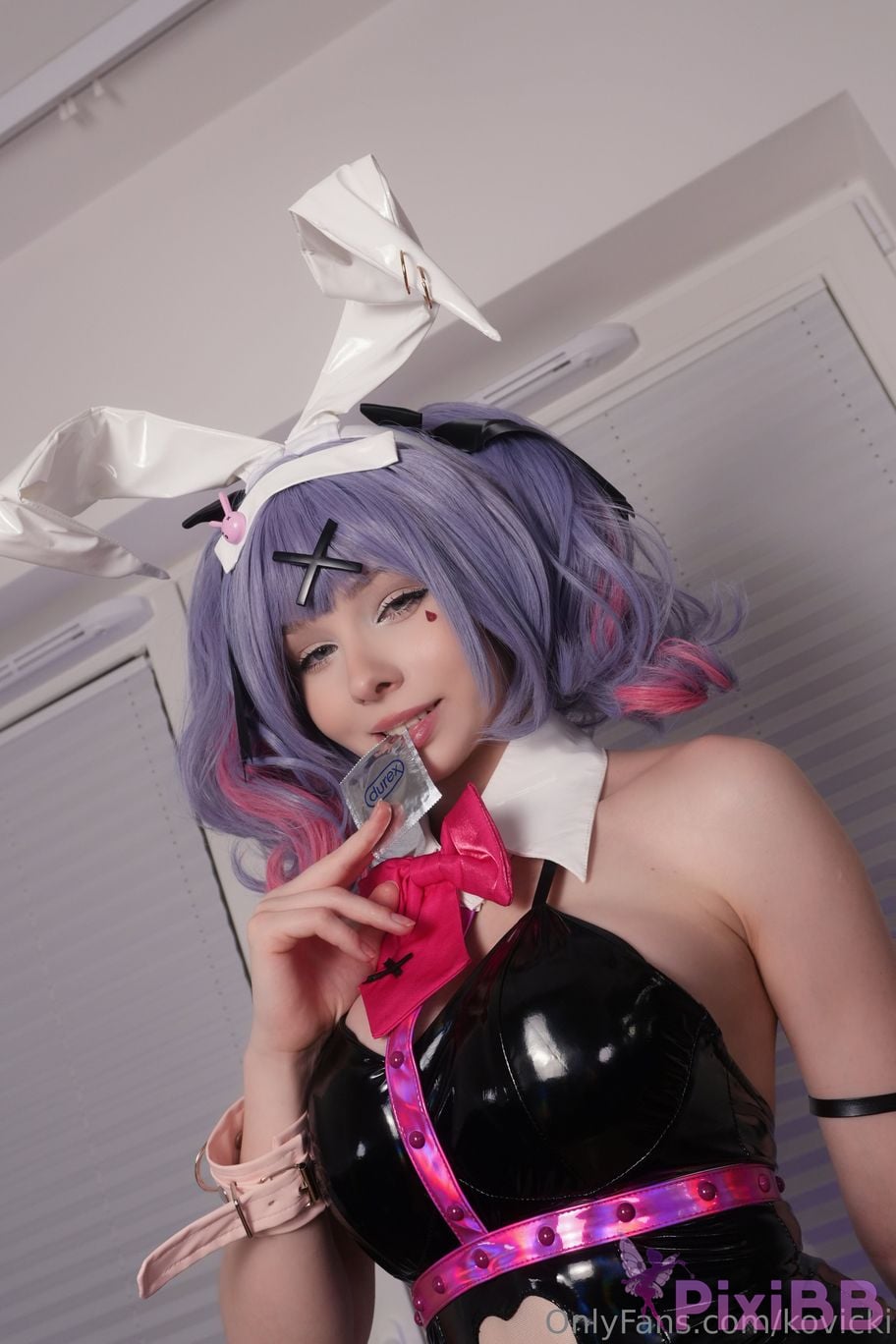 Kovicki Hatsune Miku Rabbit Hole PixiBB.COM 25