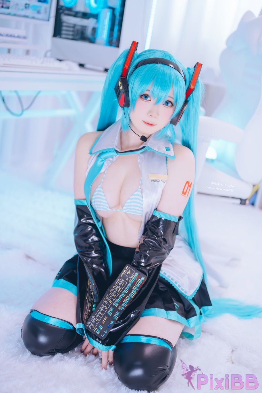 Shimo Hatsune Miku PixiBB.COM 10